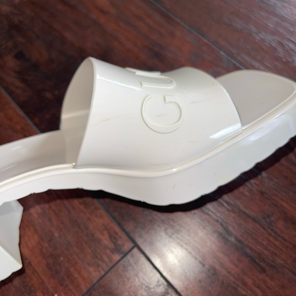 Authentic Gucci wedge slip-on sandals - Picture 3 of 3